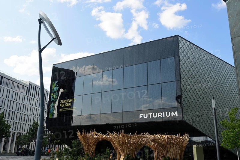 The Futurium, located next to the Federal Ministry of Research, Technology and Space, with an outdoor exhibition on agriculture and cultivation, for example of potatoes