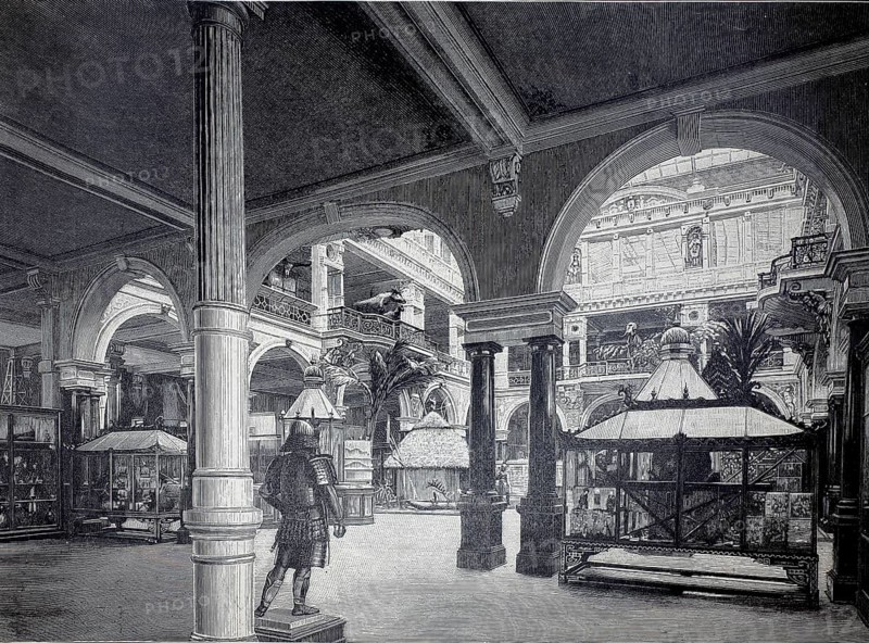 Historic interior view of the Gerson department store, Gerson'scher Bazar, at Werderschen Markt 5 in Berlin. In the foreground on the left is the statue of a samurai in full armor. The exhibition on the ground floor also includes various showcases and pavilions, some of which present non-European architecture or handicrafts, 1890, Germany, illustration, reproduction from a model from the 19th century. Authentic, file restored for optimal use, exact date of original unknown, historic, large hall with impressive architecture and columns that exude an elegant atmosphere