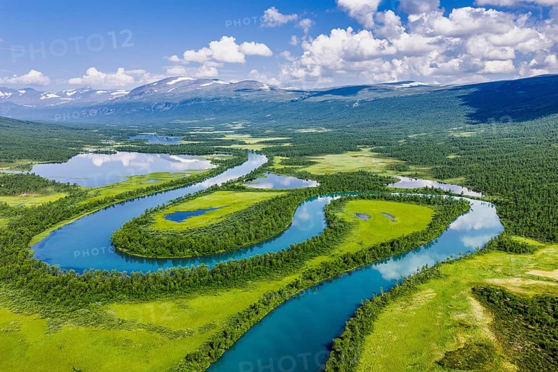 Aerial view of river Vistasjohka, branching river arms, turquoise colored river, Vistasvagge valley, Nikkaluokta, Norrland, Sweden