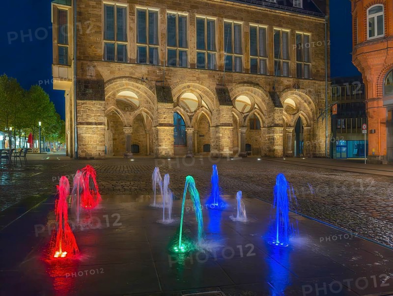 Marktplatz Nacht Town Hall colorful fountains Minden Germany