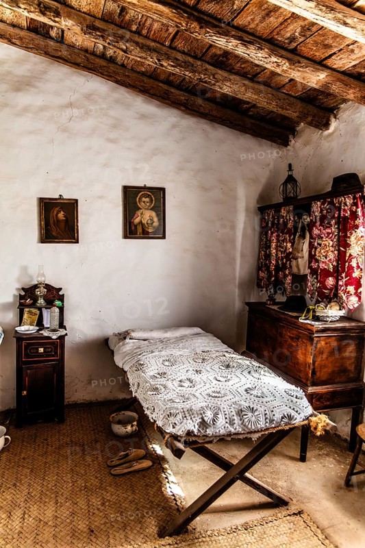 Bedchamber, El Patio Farmhouse Museum, one of the oldest (1845) and largest farmhouses on Lanzarote, Agricultural Museum, Tiagua, Lanzarote, Canary Islands, Spain