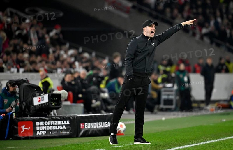 Coach Coach Ole Werner RasenBallsport RB Leipzig RBL gesture on the sidelines TV camera soccer Bundesliga, MHPArena, MHP Arena Stuttgart, Baden-Württemberg, Germany