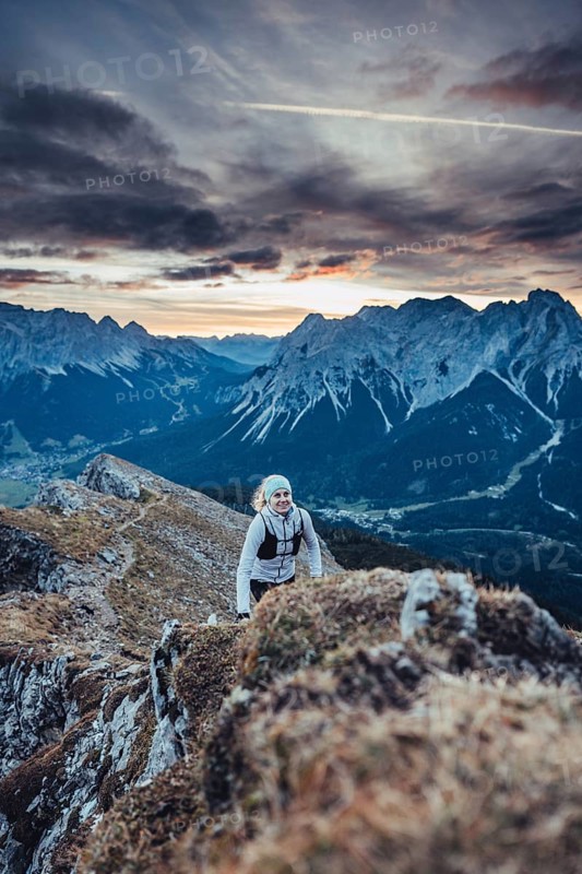Trail running on the Grubigstein in the Tiroler Zugspitzarena in Tyrol in the Alps in Austria