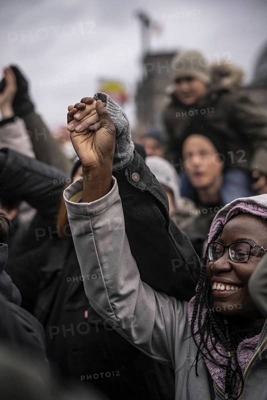 150, 000 people gather around the Bundestag in Berlin to build a human wall against the shift to the right in society. We are the firewall chanted demonstrators from a wide range of social groups. Recordings on 03.02.2024 in Berlin
