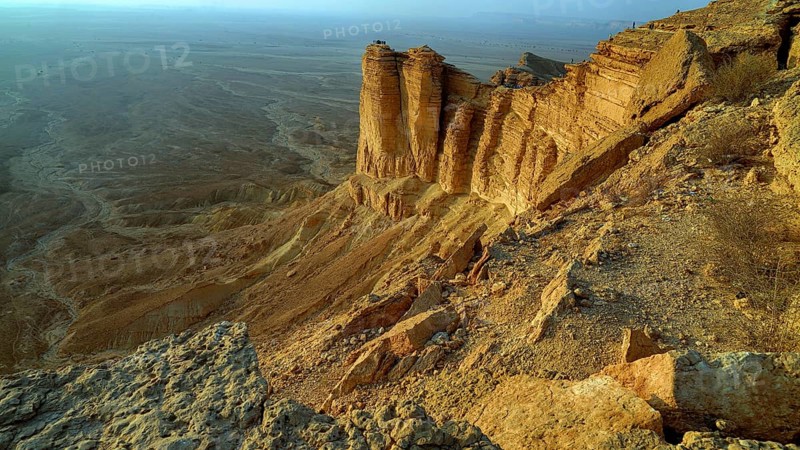 Edge of the world, edge of the world, 1131 metres high, cliff, cliffs, rocks, abyss, rock formation, Tuwaik Mountains, Saudi Arabia, Middle East, Near East