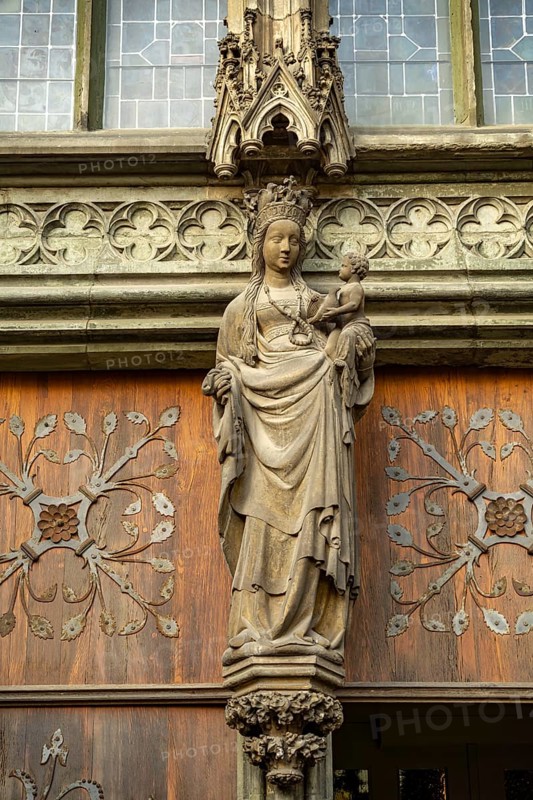 Statue of Mary on the south portal of the church of St. Maria zur Wiese or Wiesenkirche in Soest, North Rhine-Westphalia, Germany