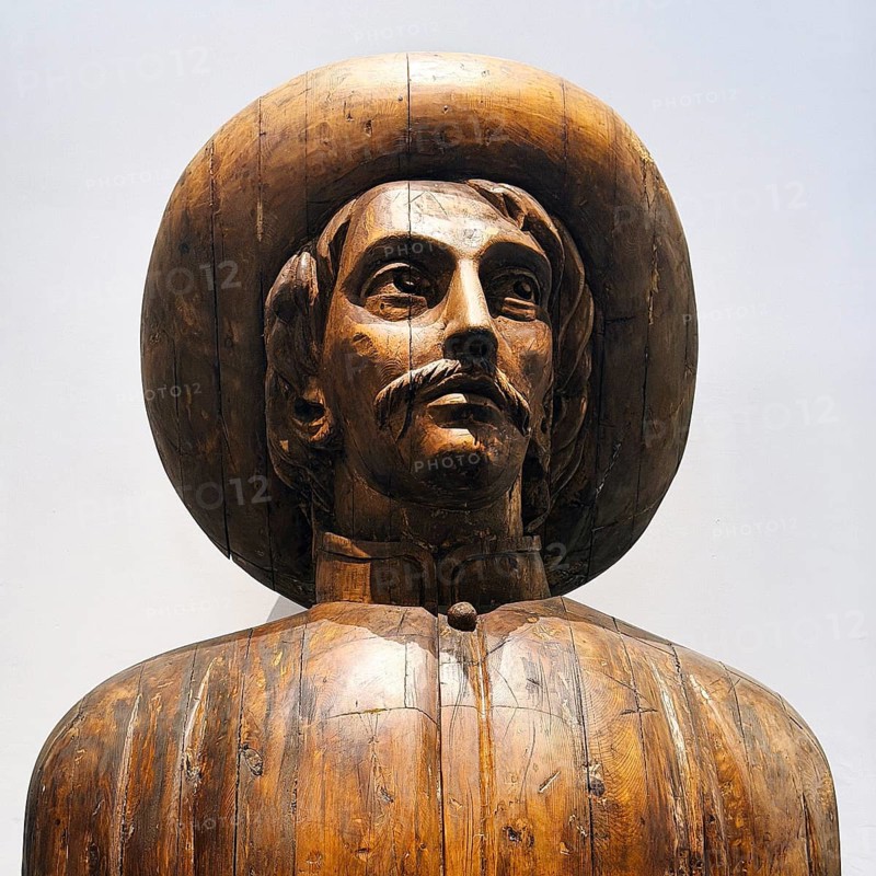 Wooden bust of Henry the Navigator in the Palácio da Bolsa, neoclassical style stock exchange, UNESCO World Heritage Site, Porto, Portugal