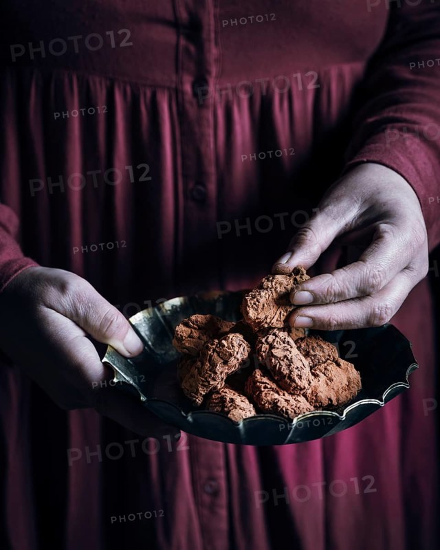 A rich sweetness of chocolate treats crafted with cream and cocoa powder. Perfect for those savoring the irresistible allure of sweet chocolate delights