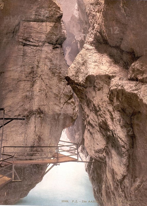 Aareschlucht, bei Meiringen, Bernese Oberland, Switzerland, Historic, digitally restored reproduction from a 19th century original, Record date not stated, Gorge of the Aare River, near Meiringen, Bernese Oberland, Switzerland, Historic, digitally restored reproduction from a 19th century original, Record date not stated