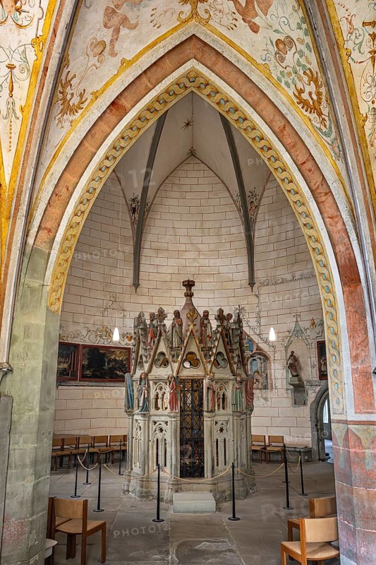 Interior view of the late Gothic Mauritian Rotunda in Constance Cathedral with the centrally placed Holy Sepulchre, around 1260 in front of an ogival passageway with floral ornaments, Constance, district of Constance, Baden-Württemberg, Germany