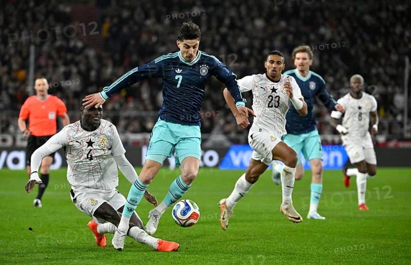 Duel, action Foul Jonas Adjetey GHA (04) against Kai Havertz GER (07) Soccer DFB International match Germany GER vs Ghana GHA Friendly match Test match MHPArena, MHP Arena Stuttgart, Baden-Württemberg, Germany