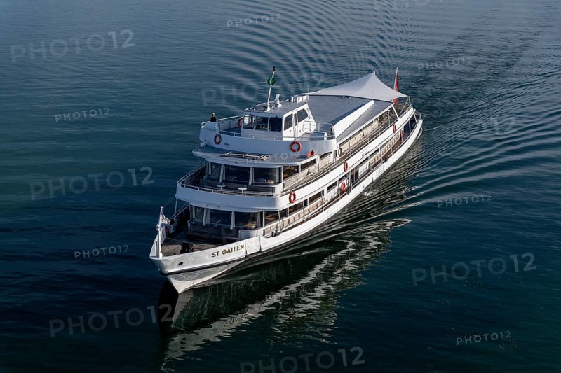 The passenger ship MS St. Gallen of the Schweizerische Lake Constance-Schifffahrt (SBS) with home port in Romanshorn sails on Lake Constance, Friedrichshafen, Bodenseekreis, Baden-Württemberg, Germany