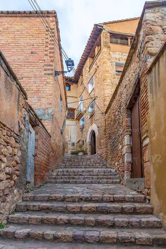 Beautiful streets of the Pyrenean town of Alquezar, medieval town of Huesca, Spain