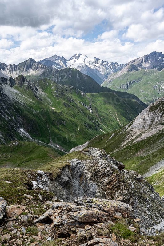 Mountain panorama, mountain peak of the Venediger group with Rötspitz peak, Lasörling Höhenweg, Hohe Tauern National Park, East Tyrol, Tyrol, Austria