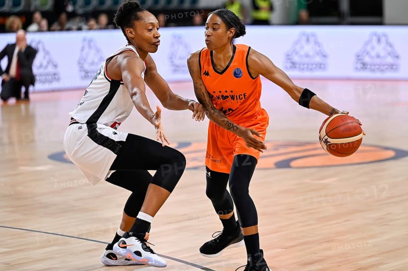 POLKOWICE, POLAND - NOVEMBER 9, 2022: Baskteball match EuroLeague Women between BC Polkowice - Virtus Segafredo Bologna. Olbis Andre (L) and Yvonne Turner (R).