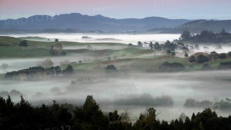 New Zealand, North Island in fog, landscape, clouds of fog, mountains, North Island, New Zealand
