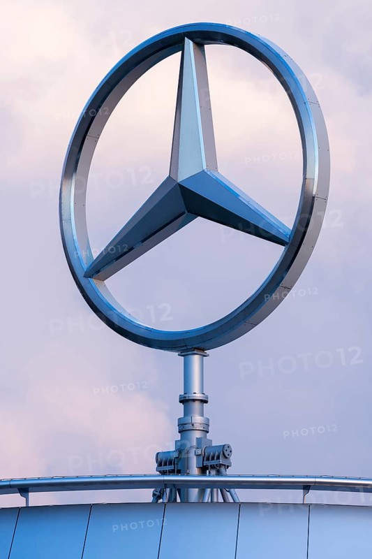 Merdedes-Stern, Daimler, Mercedes-Benz Branch, Stuttgart-Untertürkheim, Baden-Württemberg, Germany