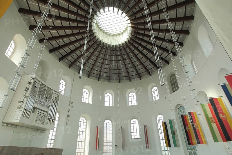 Ceiling of the plenary hall with national flags and organ, interior view, Paulskirche, Paulsplatz, Frankfurt am Main, Hesse, Germany
