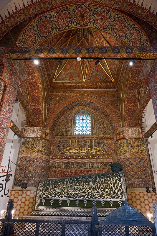 Magnificent interior with detailed patterns and calligraphy on ceilings and walls, tomb of the famous Persian poet and Sufi mystic Jalal ad-Din Rumi, known as Mevlana, Mevlana Museum, Mevlana Museum, Mausoleum of Mevlânâ Jalal ad-Din Rumi, Konya, Central Anatolia, Turkey