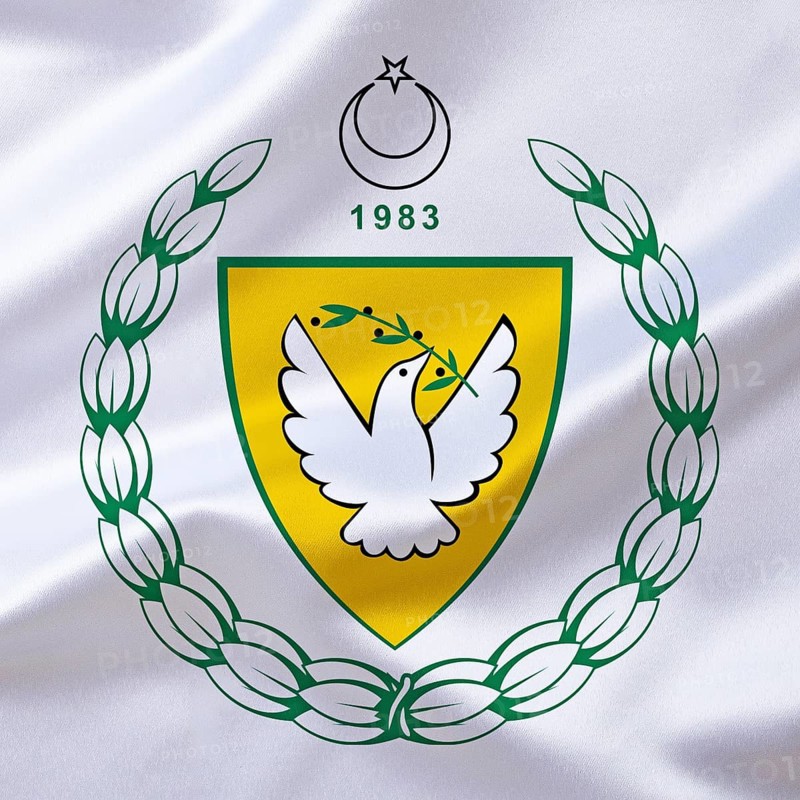 The coat of arms of Northern Cyprus, Studio