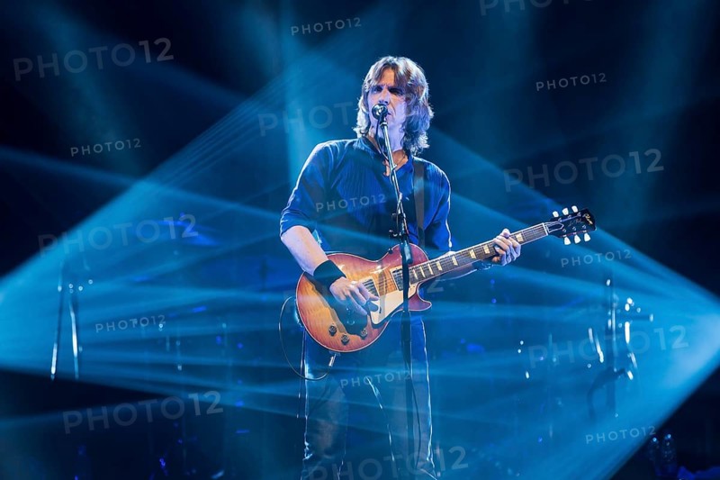 Wroclaw, Poland. 27th February, 2018. Concert of band Dire Straits Experience. Picture: Terence Reis
