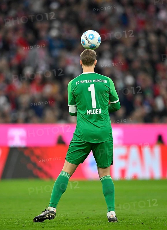 Goalkeeper Manuel Neuer FC Bayern Munich FCB (01) from behind, header, action, Allianz Arena, Munich, Bavaria, Germany