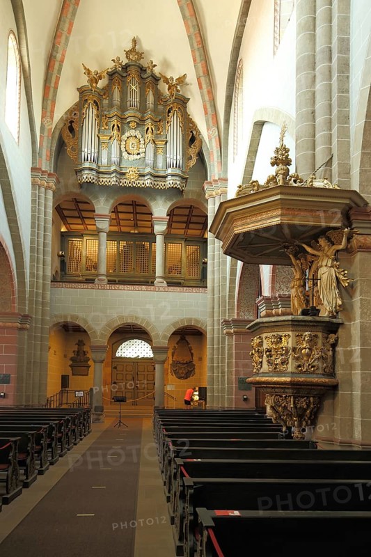 Organ and pulpit with pulpit hood, late Romanesque cathedral, interior view, Fritzlar, Hesse, Germany