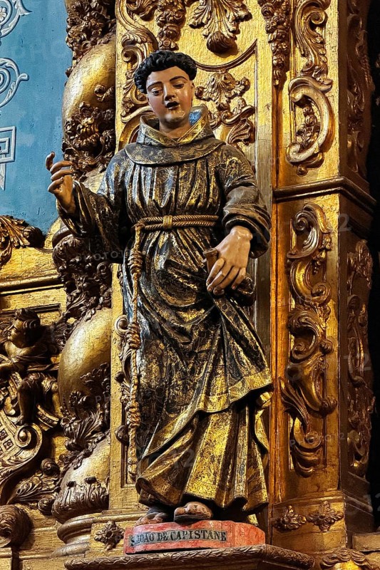 Sacred sculpture of S. Jao de Capistane, St. John of Capistrano, Rococo, Talha Dourada, São Francisco Church, UNESCO World Heritage Site, Poto, Portugal