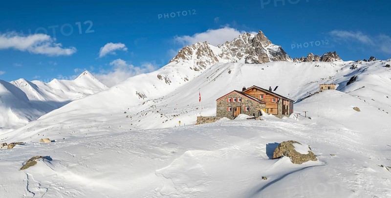 SAC Alpine Club hut in winter, Chamanna d'Es-cha, Pitz Blaisun, Albula Alps, Grisons, Switzerland
