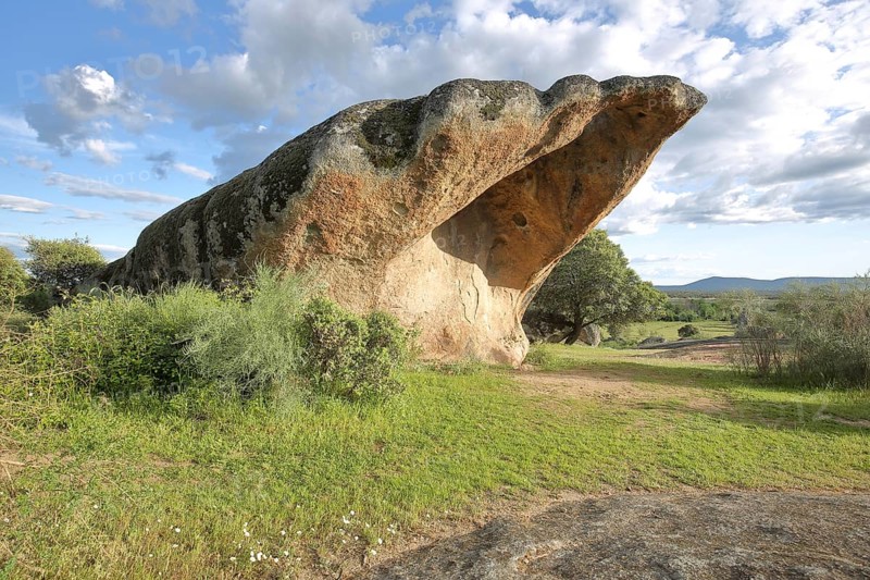 Large pointed rock formation, bizarre rocky landscape, erosion, Los Barruecos, Malpartida de Caceres, Caceres, Extremadura, Spain