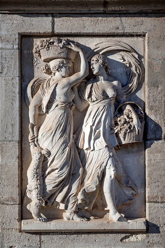 Antique relief on the obelisk fountain, market fountain, woman carrying food and drink, created in 1802 by Johann Andreas Gärtner, market square, Würzburg, Lower Franconia, Bavaria, Germany