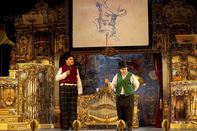 Katharina Thalbach, Pierre Besson, Wilhelm bush: Sauerkohl & Misetaten, photo sample on 14.01.2026 in the comedy Am Kurfürstendamm in Ernst-Reuter-Saal, Berlin, premiered on 20.01.2026