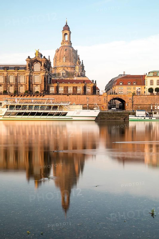 Old town view from Neustädter Ufer with Brühl's Terrace and Church of Our Lady, reflection in the Elbe, Dresden, Saxony, Germany