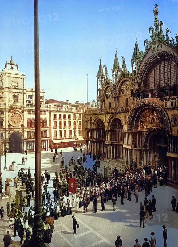 Procession in front of St Mark's Square, Venice, Italy, Historic, digitally restored reproduction from a 19th century original, Record date not stated, Procession in front of St Mark's, Venice, Italy, Historic, digitally restored reproduction from a 19th century original, Record date not stated
