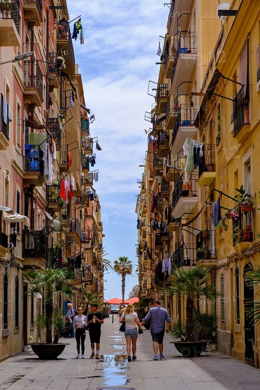Old town alleys in the historic fishermen's quarter, Barceloneta neighbourhood, Barcelona, Catalonia, Spain