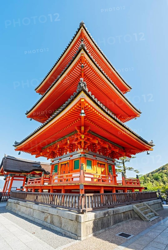 Sanju-no-to, Three Storied Pagoda, Kiyomizu-dera temple, Kyoto, Japan