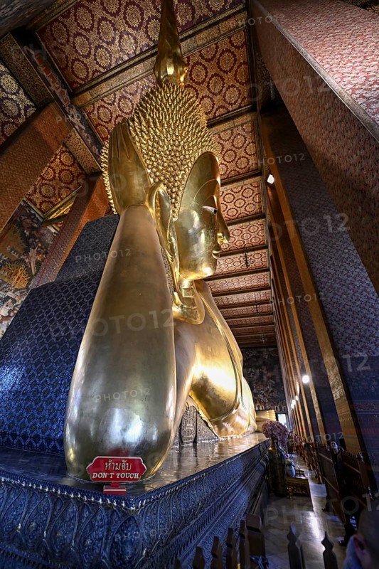 Reclining Buddha in Wat Pho, Temple of the Reclining Buddha, Bangkok, Thailand