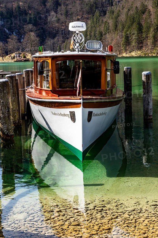 Excursion boat at Königssee, Schönau am Königssee, Berchtesgadener Land, Upper Bavaria, Bavaria, Germany
