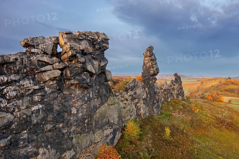 Teufelsmauer, Devil's Wall, eroded sandstone rock formation Mittelsteine near Weddersleben in the Harz Mountains, Saxony-Anhalt, Germany