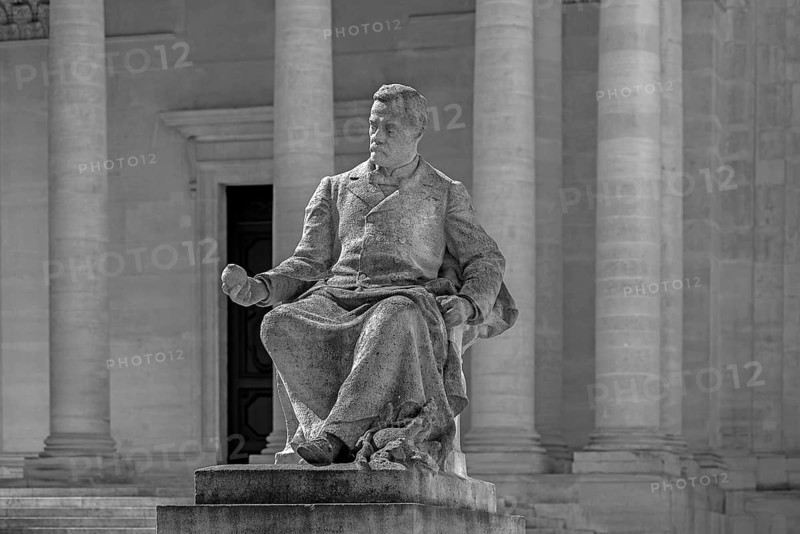 Memorial to Luis Pasteur, 1822—1895, French chemist and physicist, black and white, courtyard of the Sorbonne, 47 rue des Écoles, Paris, France