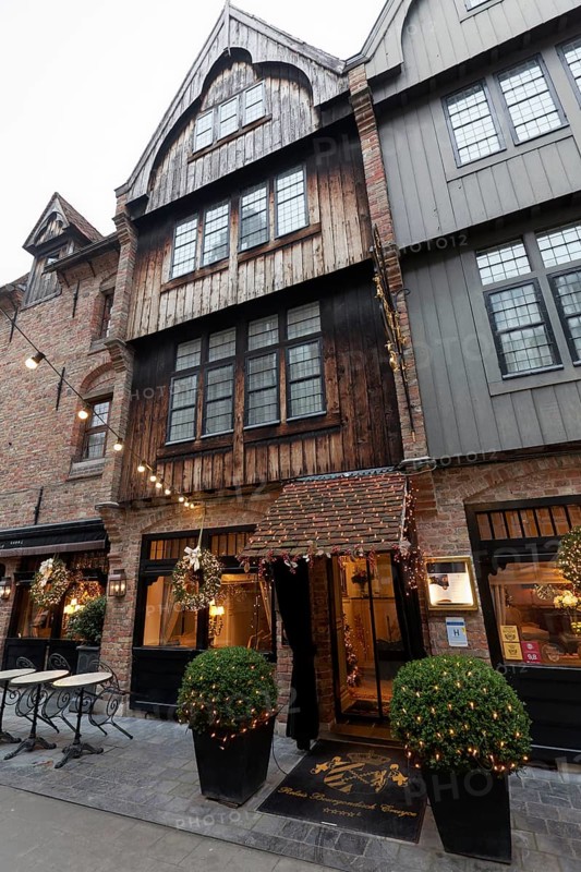 Medieval house with wooden façade, boutique hotel Relais Bourgondisch Cruyce, Bruges, West Flanders, Flanders, Belgium