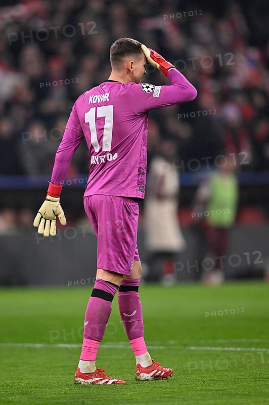 Goalkeeper Matej Kovar Bayer 04 Leverkusen (17) disappointed after mistake UEFA Champions League Allianz Arena, Munich, Bayern, Germany