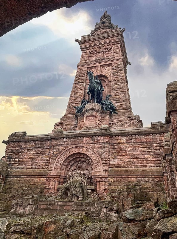 Kaiser Wilhelm National Monument, Barbarossa Monument, Kyffhäuser Monument with equestrian statue of Wilhelm I at the top below carved stone sculpture of Emperor Frederick I Barbarossa, Kyffhäuser, Kyffhäuser nature park Park, Thuringia, Germany