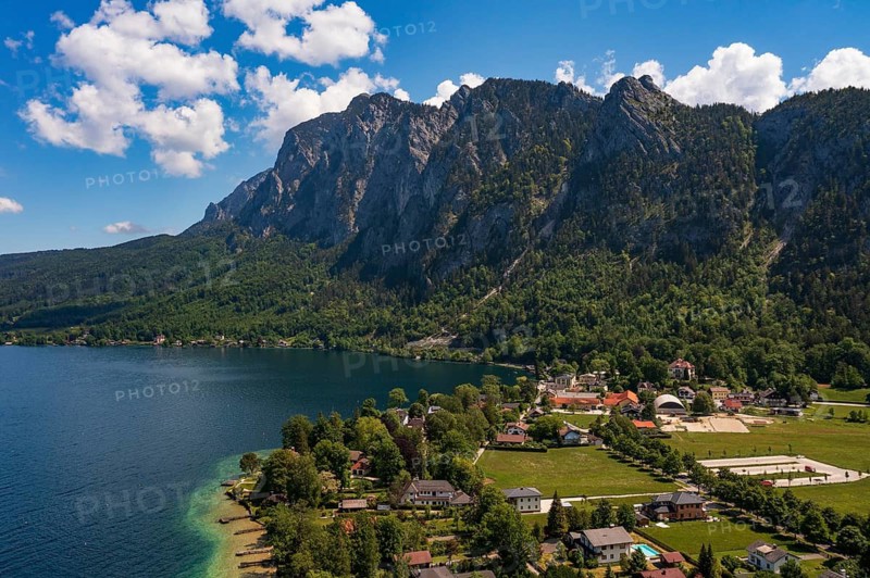 Drone image, Weißenbach am Attersee with Höllengebirge, Salzkammergut, Upper Austria, Austria