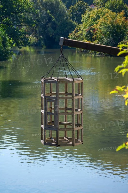 The Prelle, baker's cage over the Altmühl, historic water penalty at the Spitalbrücke, Eichstätt, Upper Bavaria, Germany