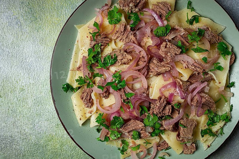 Beshbarmak, Kazakh meat, boiled meat with noodles