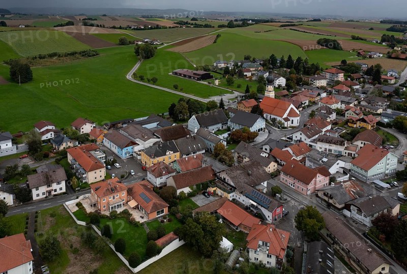 Drone image, view of the village, Mettmach, Innviertel, Upper Austria, Austria