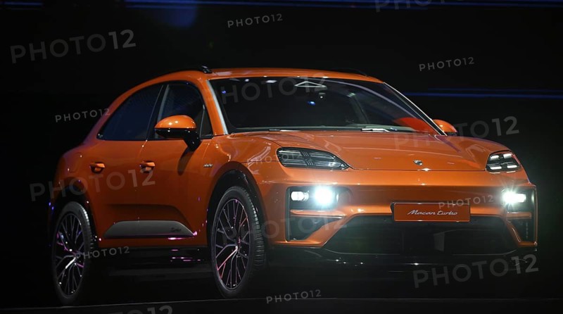 Winning car Porsche Macan Turbo, Tennis Ladies Porsche Cup, Grand Prix, GP, Stuttgart 2025, Porsche Arena, Stuttgart, Baden-Württemberg, Germany