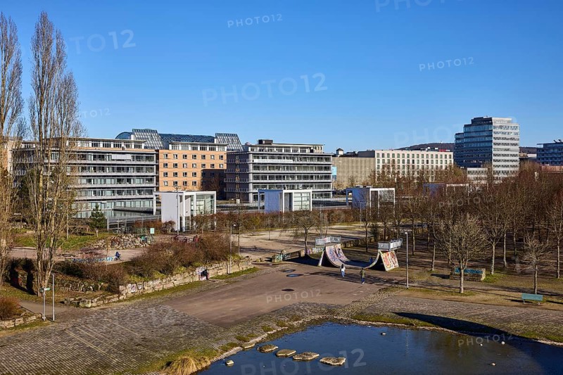Park, skate park, paths, trees, lawn, modern architecture, concrete buildings, skyscrapers, bird's eye view, blue sky, cloudless, Bürgerpark Hafeninsel, Saarbrücken, state capital, regional association Saarbrücken, Saarland, Germany