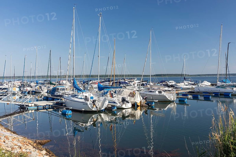 Small boats at the harbour on Lake Geierswalde, Geierswalde in the Lusatian Lakeland, Saxony, Germany